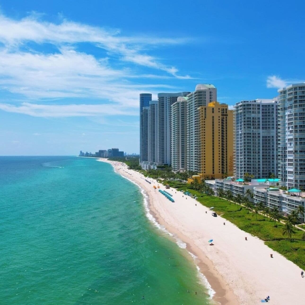 Sur la plage, serviettes de plage