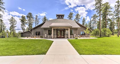 Black Hills Getaway w/ Deck - Near Hiking Trails!