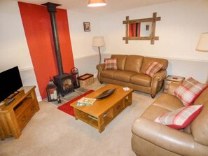 คอทเทจ, ปลอดบุหรี่ | ห้องนั่งเล่น | ทีวีจอแบน, เตาผิง