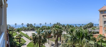 Las Arenas - Haraganes Beach HLHA23P238