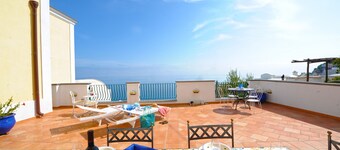 Casa Giorgia - Villa Panorámica Exclusiva en el Corazón de Praiano