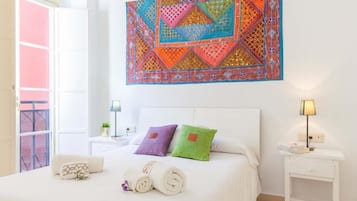 1 slaapkamer, een strijkplank/strijkijzer, internet, beddengoed