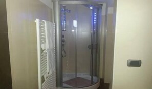 Douche de la salle de bain