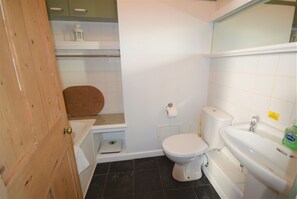 Baignoire, serviettes fournies