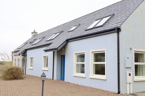 Exterior - In the center of Doolin Village (Doolin)