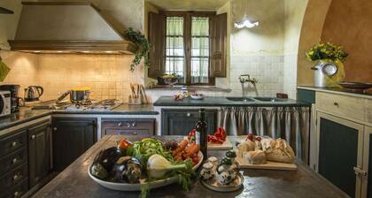 Villa en Montevarchi con 5 habitaciones, capacidad 12