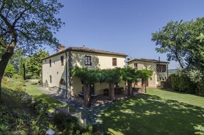 Exterior - Villa in Montevarchi with 5 bedrooms sleeps 12 (Montevarchi)