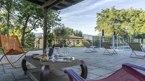 Property grounds - Villa in Montevarchi with 5 bedrooms sleeps 12 (Montevarchi)