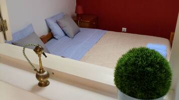 1 bedroom, soundproofing, iron/ironing board, free WiFi
