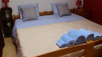 1 bedroom, soundproofing, iron/ironing board, free WiFi