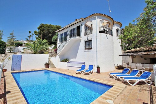 Ana - moderna casa de vacaciones, con espléndidas vistas al mar Benissa