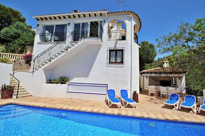 Ana - modern villa with splendid views in Benissa