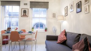 Basic Apartment - Brick Lane Residential (London)