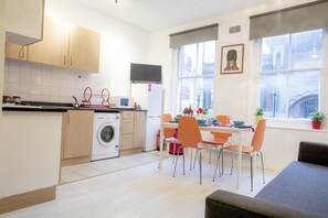 Dining - Brick Lane Residential (London)