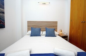 3 slaapkamers, een kluis op de kamer, een bureau