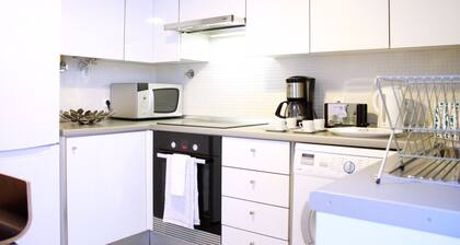 JOIVY Cosy apt w/ patio near the Botanical Garden