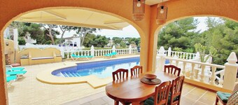 Sofia - villa med privat pool i Moraira