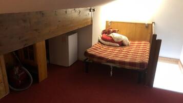 2 室のベッドルーム、車椅子でアクセスできる設備