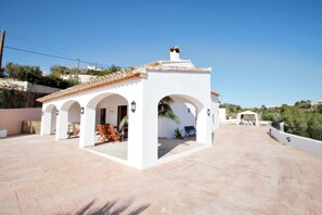Exterior - Finca La Verema - holiday home with private swimming pool in Benissa (Benissa)