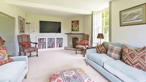 TV, fireplace, DVD player