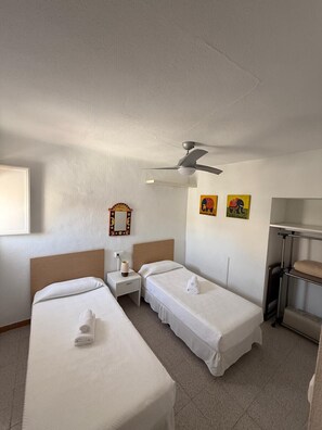 2 bedrooms, free WiFi, bed sheets