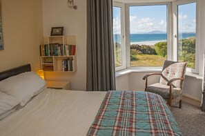 3 Schlafzimmer, Bügeleisen/Bügelbrett, Bettwäsche