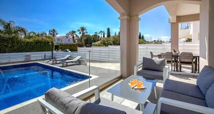 Villa Crystal by Ezoria Villas