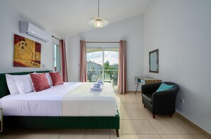 3 bedrooms, soundproofing, iron/ironing board, WiFi