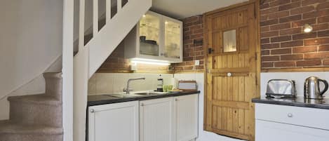 Fridge, microwave, oven, toaster