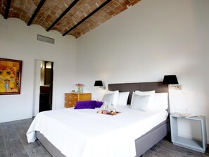 2 camere, ferro/asse da stiro, accesso a Internet, lenzuola