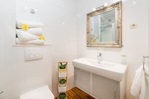 Hair dryer, towels - Luxury Villa Blue Pearl with Swimming Pool (Murvica)