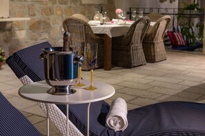 Outdoor dining - Luxury Villa Blue Pearl with Swimming Pool (Murvica)