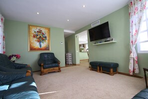 TV, DVD player