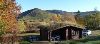 Log Cabin avec bain bouillonnant | 4 personnes | Dans le parc national de Cairngorm | accepte les chiens