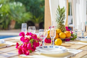 Outdoor dining - CASA BEL - Villa with private pool in Son Serra De Marina. Free WiFi (Santa Margalida)