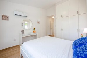2 chambres, fer et planche à repasser, Wi-Fi, literie fournie