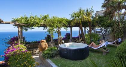 Casale Fralisa - Maravillosa terraza y jacuzzi con vistas al mar