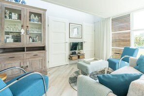 Fernseher, Stereoanlage