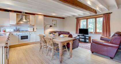 Lambings - Three Bedroom House, Sleeps 5