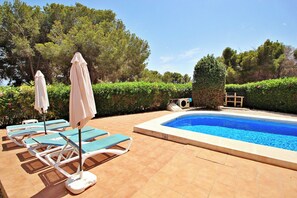 Een verwarmd zwembad