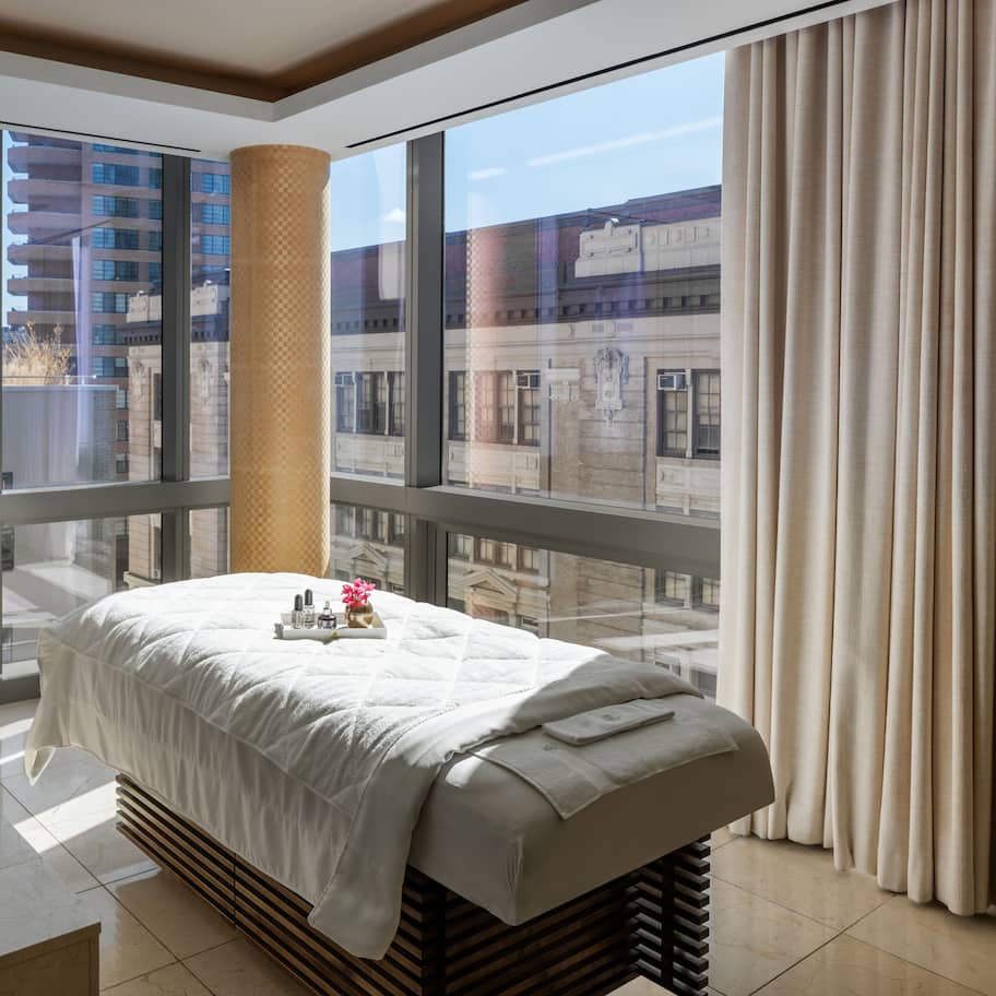 Couples treatment rooms, sauna, steam room, body treatments