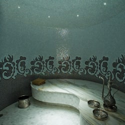 Couples treatment rooms, sauna, steam room, body treatments