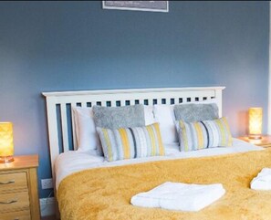 Reception - Ashville Lodge - Five Bedroom House, Sleeps 10 (Scarborough)