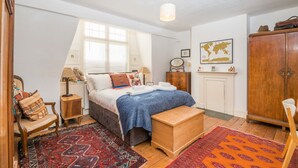 Room - Tranquil Oasis by Pop Brixton (London)