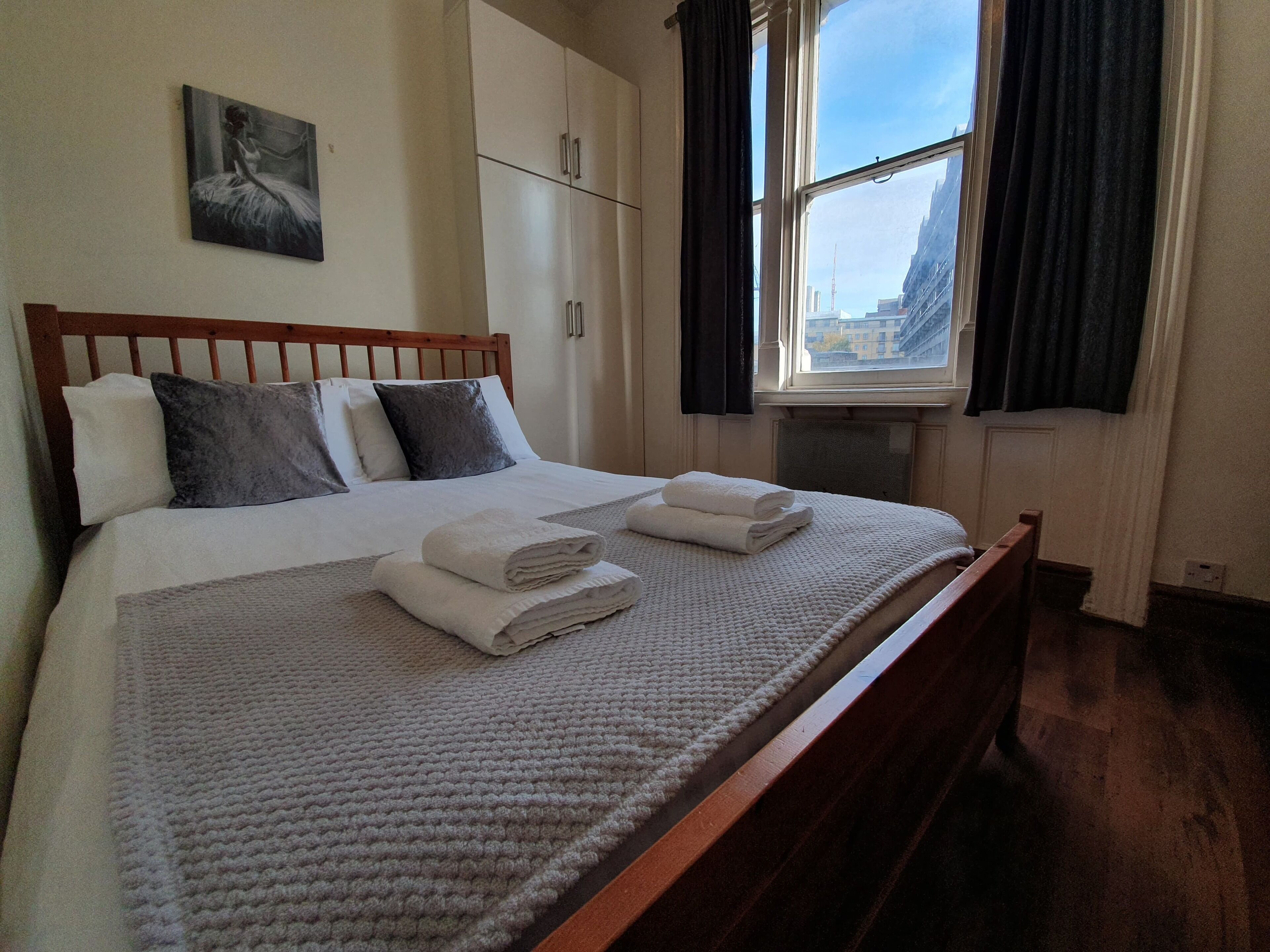 Klassiek appartement | 2 slaapkamers, luxe beddengoed, een bureau, een laptopwerkplek