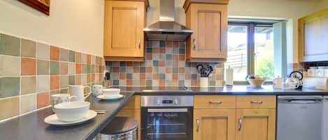 Fridge, microwave, oven, dishwasher