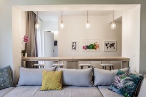 Living area - The Athens Insider (Athens)