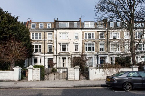 The Kensington - Two Bedroom Apartment, Sleeps 6