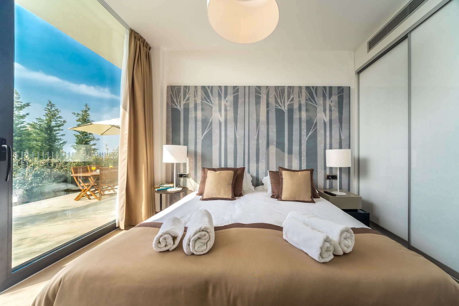 2 bedrooms, desk, iron/ironing board, free WiFi