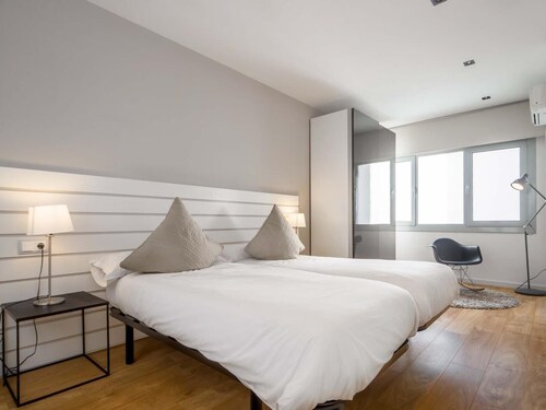 977ラスランブラスペントハウスw /テラスI